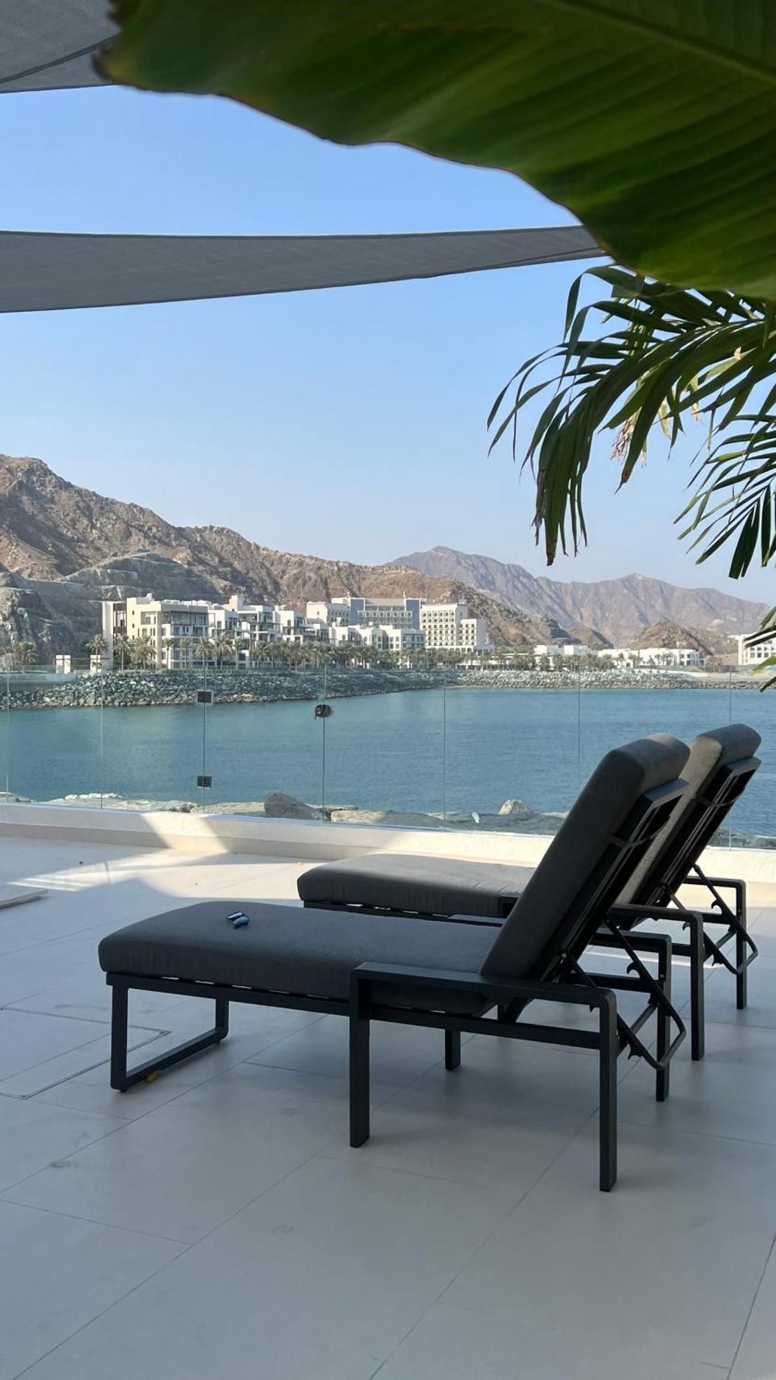 Al Dana Sea View Villa Fudschaira Exterior foto