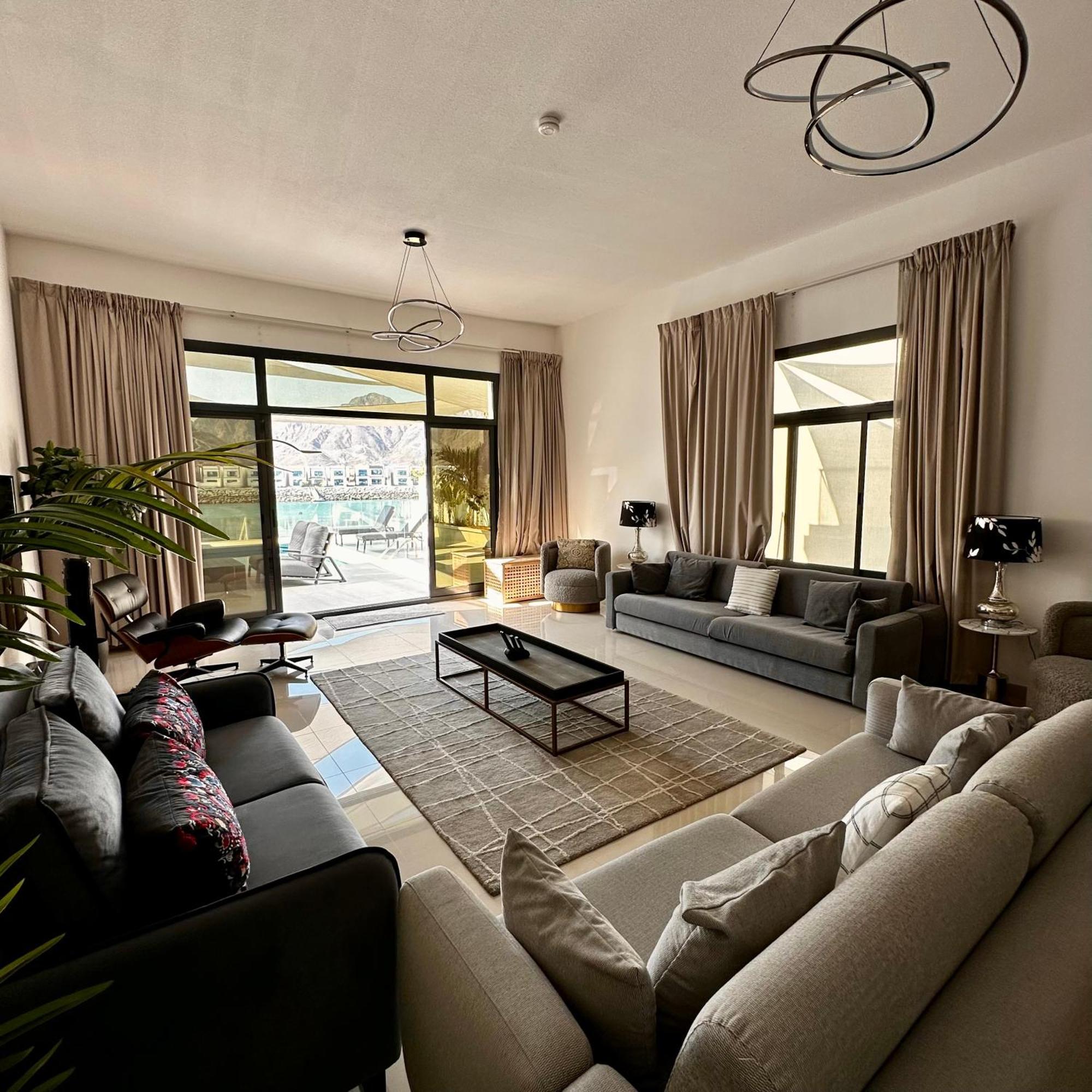 Al Dana Sea View Villa Fudschaira Exterior foto