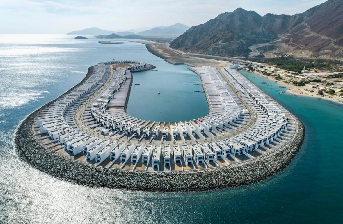 Al Dana Sea View Villa Fudschaira Exterior foto